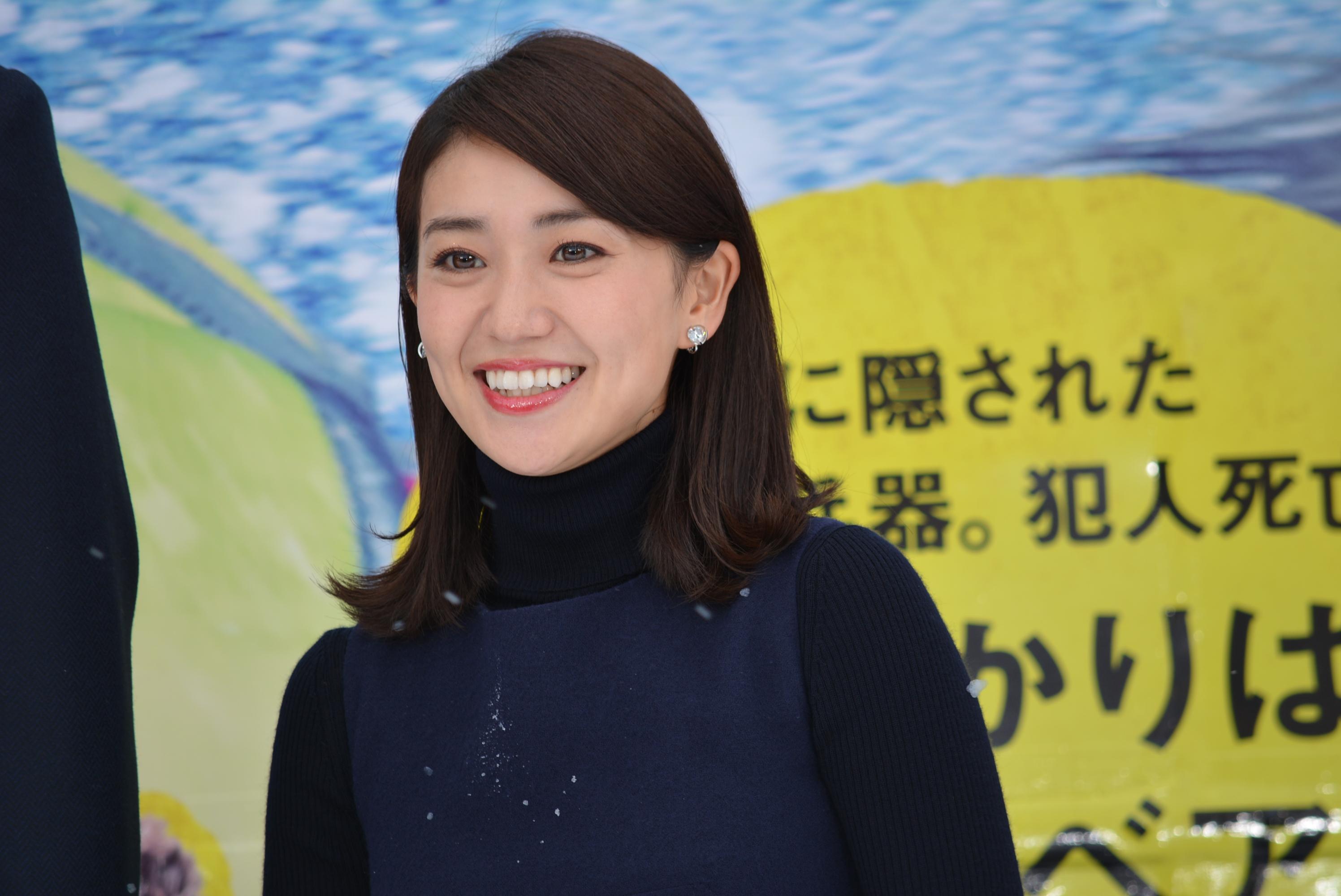 映画 疾風ロンド のイベントに出席した肌の白さが引き立つ大島優子 あげてけ