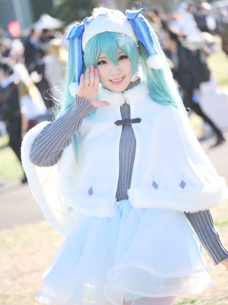 オリジナル冬服 初音ミクのコスプレ レイヤー 倉坂くるる あげてけ