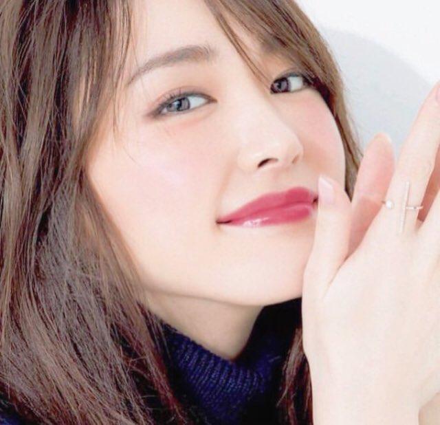 新垣結衣のかわいい画像3枚