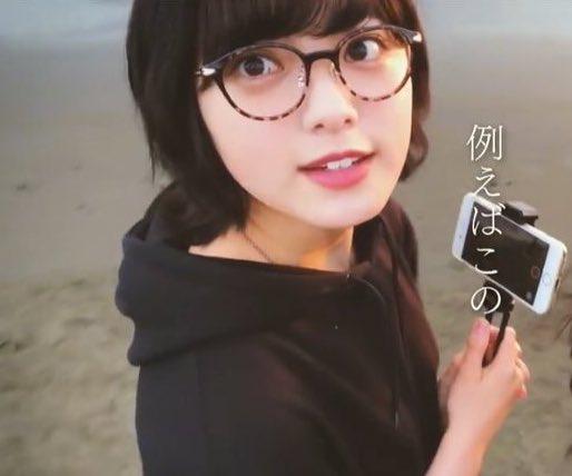 丸メガネで雰囲気の違う平手友梨奈 あげてけ