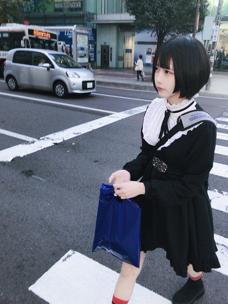 ゆるめるモ あの1st写真集 Another より 街中に溶け込むあのちゃんもかわいい あげてけ