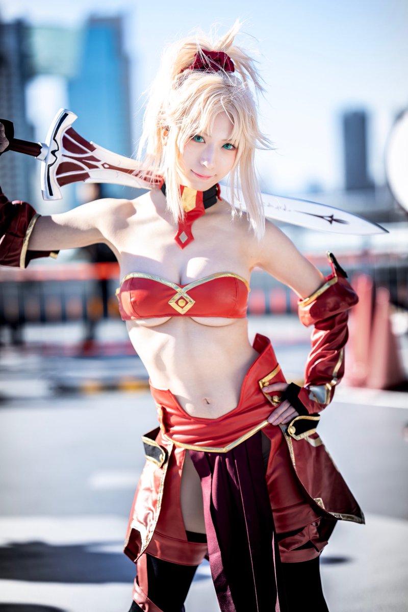 モードレッド Fate のコスプレ レイヤー うちの とな あげてけ