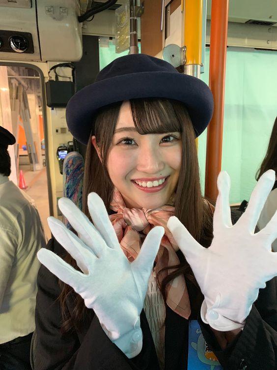 HINABINGO!』より、バスガイドコスプレの日向坂46・潮紗理菜｜あげてけ！